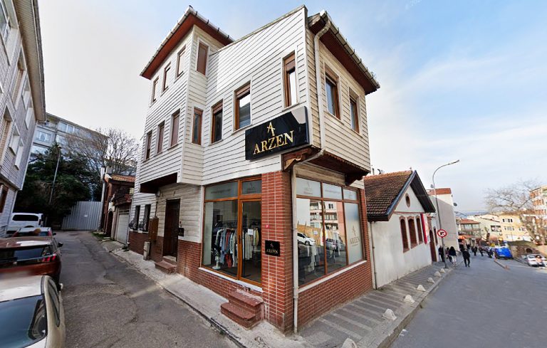Lee más sobre el artículo Casa y negocio en Üsküdar